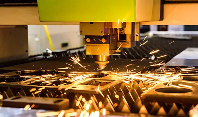 metal laser cutting