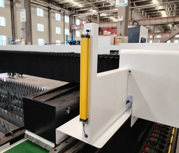 laser fiber cutting machine -safety light curtain